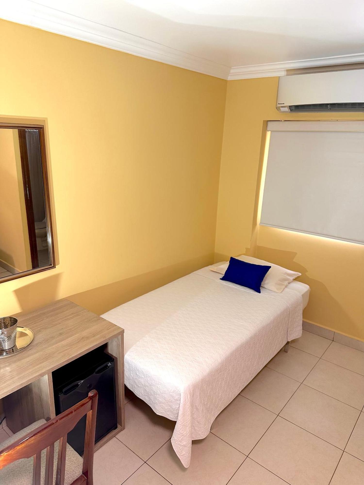 Hotel Andros Colon Eksteriør bilde